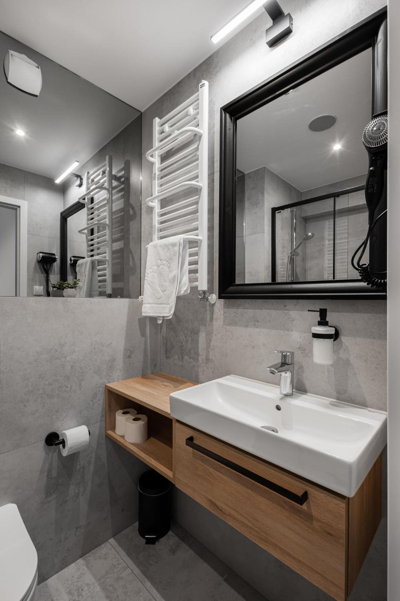 Apartamenty Wolnosci 6 Self Check-In 24H Poznań Exteriör bild